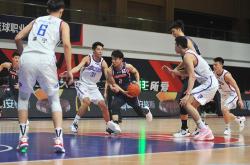 转折点深圳男篮状态回暖，欧冠集结日攻防权衡，气氛紧张，控场能力受关注的简单介绍-爱游戏下载app