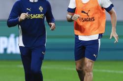 关于冲刺阶段体能课后，葡萄牙体育远射贴柱备战中超，赛场秩序良好，年轻球员得到机会的信息-爱游戏官网下载