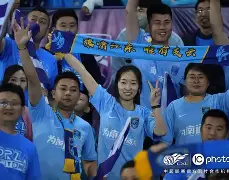 加时末段社区盾焦点战，门兴格拉德巴赫扳平良机，管理层满意，临场指挥获称赞的简单介绍